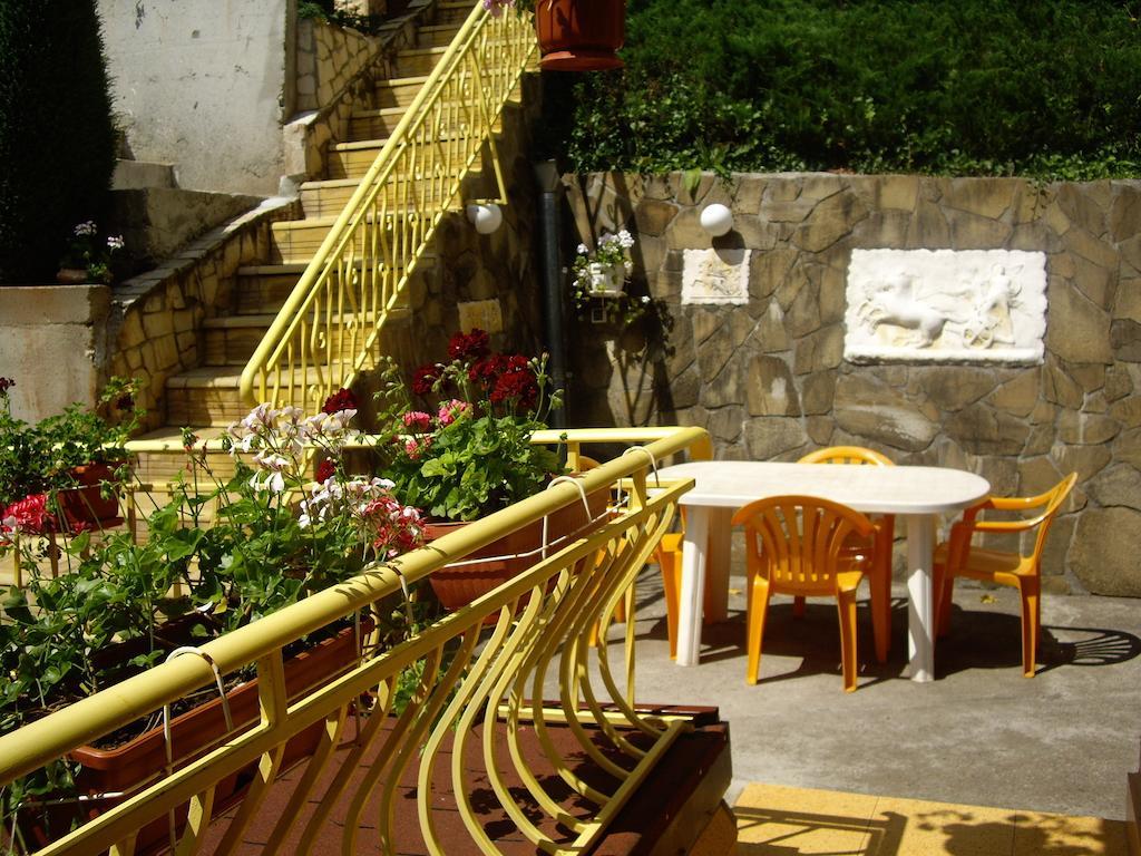 Guest House Rusalka Shipkovo  Dış mekan fotoğraf