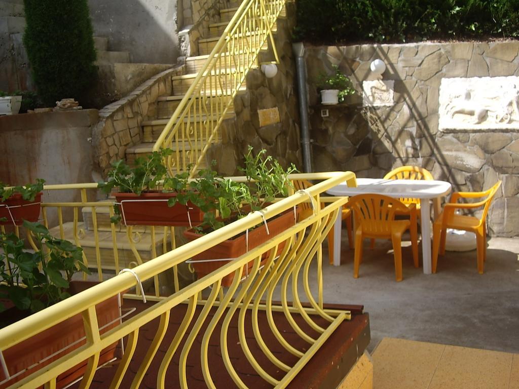 Guest House Rusalka Shipkovo  Dış mekan fotoğraf